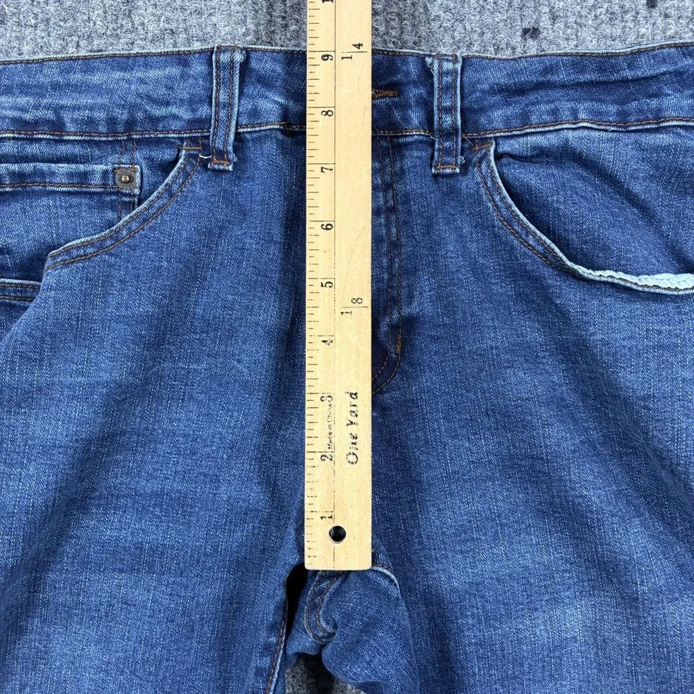 IZOD Jeans Mens 32x29 Blue Wash Regular Fit Straight Comfort Stretch Denim